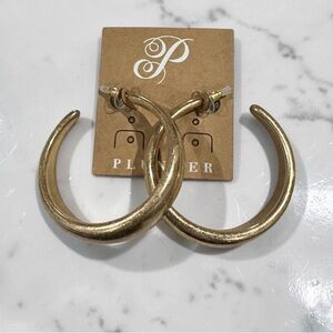 Plunder Gold Tone Hoop Earrings | Classic Statement Hoops Lightweight Jewelry